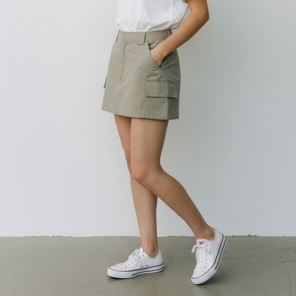 Zara Cargo Mini Skort Khaki Size XS
Streetwear Gorpcore Cotton